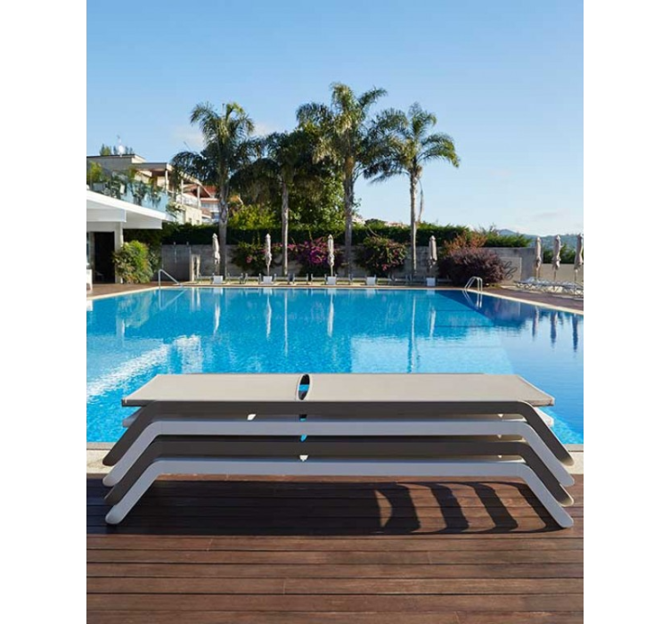 Шезлонг Vila Taupe5